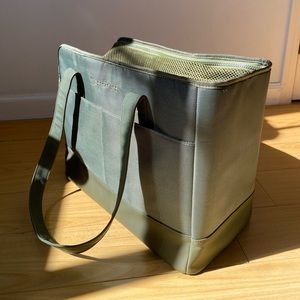 Oskar&Friends Pet tote bag (Sage green, lightly used)